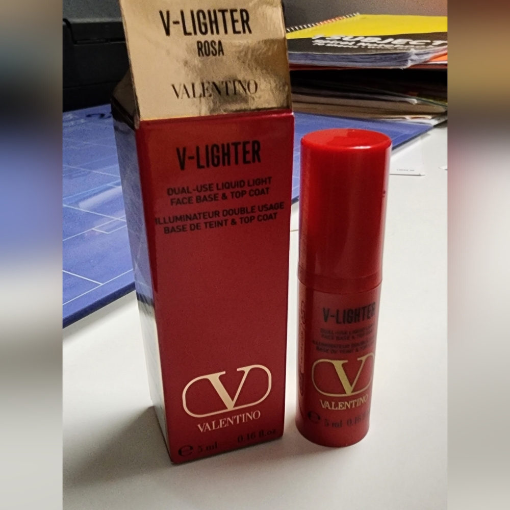 Valentino V-Lighter Rosa Dual-Use Liquid Top Coat Light Face Base Mini Size